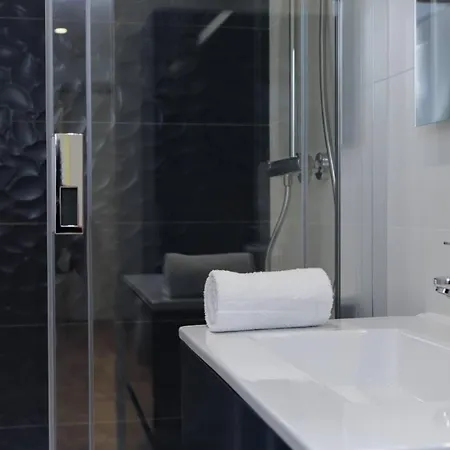 La Chouette Apartment *